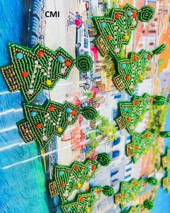 Pendientes de cuentas de semillas de corazón personalizados para mujer, diseños únicos hechos a mano de colores navideños, símbolo cristiano para regalo - Product Image 4