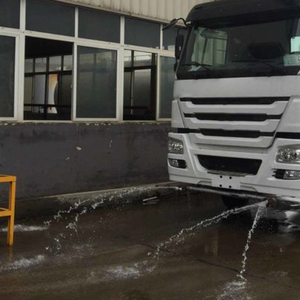 Camiones cisterna usados de primera calidad Motor diésel Transmisión manual Material de acero 6x4 6x6 Rueda motriz Capacidad de almacenamiento de combustible de agua - Product Image 6