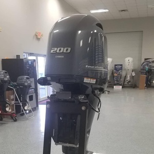 Nuevo Motor Fuera de Borda Yamaha F150 de Gasolina de 4 Tiempos con Sistema CDI, 362cc de Cilindrada, 5000-6000 RPM, 2 Cilindros - Product Image 3