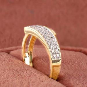 Anillo de Diamante Moissanita de 2 Quilates Personalizado de Fábrica, 5 mm, Oro Amarillo y Blanco de 18K, Anillo de Joyería para Boda, Aniversario o Fiesta - Product Image 4