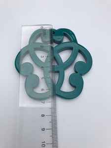 Collier durable fait main avec pendentif en corne de buffle naturel Déclaration légère et écologique Technique polie Style d'amour - Product Image 2