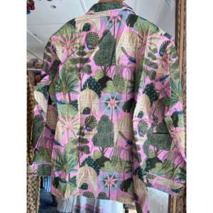 Pyjama en lin tissé rose Palace Garden avec élasthanne, respirant, imprimé uni personnalisé, manches longues, taille élastique avec cordon de serrage, ODM pour la famille - Product Image 3