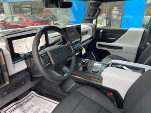 รถกระบะรุ่น1 1,000แรงม้า2023ก.ม. EV แผงหลังคาแบบถอดได้โหมดปู - Product Image 5