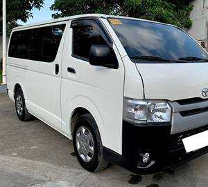 Fourgonnette de passagers d'occasion 2025, grande capacité, modèle Commuter Deluxe, boîte manuelle - Product Image 3