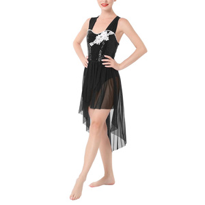 Vestido de Baile de Salón Negro Unisex con Bordado Blanco y Falda de Tul Asimétrica para Actuaciones de Adultos - Product Image 1