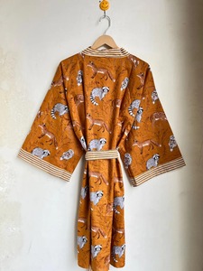 Robe kimono en coton à imprimé animal, peignoir, vêtement de nuit d'été, kimono court, taille unique, robe de demoiselle d'honneur, robe faite à la main, couvre-vêtement de plage - Product Image 5