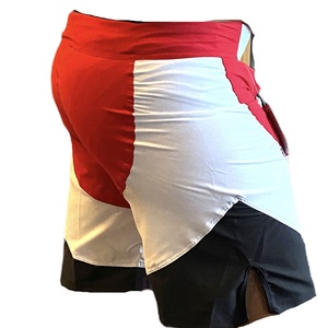 Shorts de MMA personnalisés, shorts de combat MMA sur mesure, logo personnalisé, shorts de combat MMA unisexes, impression de haute qualité, durables, en provenance du Pakistan. - Product Image 4