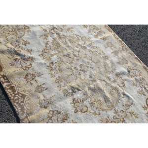 พรมขนแกะสไตล์ตุรกีลายดอกไม้สีเบจสีน้ำตาลขนาด5.3x8.8ฟุตแบบปะต่อสี่เหลี่ยมสำหรับติดห้องนั่งเล่น - Product Image 5