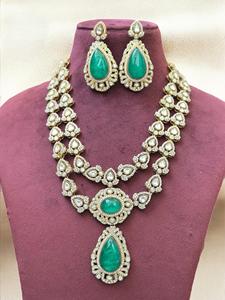 Magnifique collier Moissanite double couche serti de boucles d'oreilles en plaqué or ensemble de colliers de mariage indien traditionnel pour femmes - Product Image 2