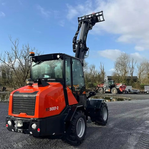 Nouvelle chargeuse sur pneus télescopique Kubota RT305T-2, levage 4,8 m, 3 tonnes, diesel, 4x4, composants Parker, haute efficacité, mini-chargeuse frontale - Product Image 6