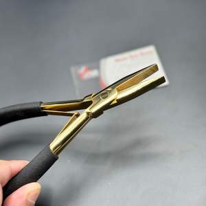 Pince d'extension de cheveux multifonctionnelle à pointe plate en acier inoxydable doré 24K avec crêtes Pince à cheveux avec logo personnalisé - Product Image 1