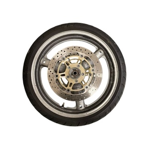 Roue avant Suzuki SV650 1999 avec disque de frein d'origine, état neuf et d'occasion, matériau en acier - Product Image 2