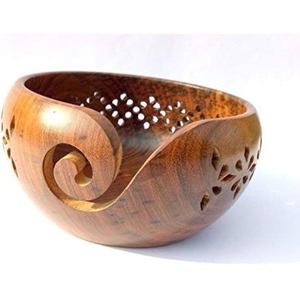 Bol de fil en bois fabriqué à la main de conception nouvelle pour le tricot disponible au prix de gros de l'Inde plus vendu - Product Image 1