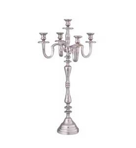 Bougeoir en métal Design robuste Haute qualité pour événements et décoration de Noël Bougeoir en métal au fini or - Product Image 6