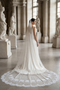 Tissu en dentelle maille diamantée légère et transparente, tissé ivoire, avec broderie florale perlée et nœud illusion, idéal pour mariée, filles et femmes - Product Image 6