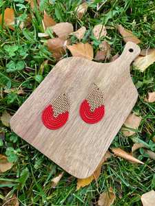 Pendientes de cuentas bohemias con flecos en cascada Andy de diseño turquesa, regalo de joyería único - Product Image 3