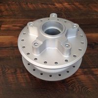 OEM personnalisé grandes pièces de moulage sous pression en aluminium métal personnalisé Chine Chrome fer acier CNC services de fonte pièces d'usinage automatique