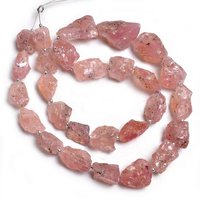 Perles de pierres précieuses brutes de quartz rose de mousse naturelle en gros pierre de quartz brute naturelle pierre de cristal brut à des fins curatives