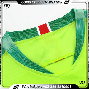 Conjunto de Camiseta y Pantalones Cortos de Fútbol Personalizables de Alta Calidad para Adultos Unisex, Uniforme Deportivo - Product Image 3