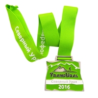 Médaille de récompense personnalisée de triathlon de souvenir en métal avec lanière