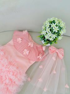 Vestido de princesa de varias capas con lazo para el cabello incluido, para que las niñas lo usen en fiestas de cumpleaños o actuaciones. Admite ODM/OEM. - Product Image 2