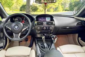 BMW 650I CONVERTIBLE USADO 2006, Volante a la Izquierda/Derecha - Product Image 2