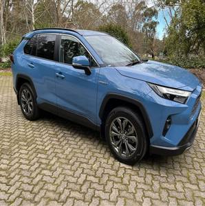 Toyota R A V 4 Comfort 4x4 SUV automatique Qualité supérieure - Product Image 6