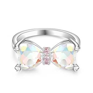 Bague Jeulia en argent sterling avec nœud papillon en verre transparent et incrustation de zircon en or rose - Product Image 1