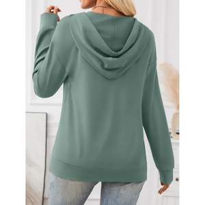 Sudaderas con Capucha Personalizadas con Cordón Ajustable para Mujer, Corte Holgado con Bolsillo para Otoño e Invierno, Colección Fashion Queen para Mujer - Product Image 5