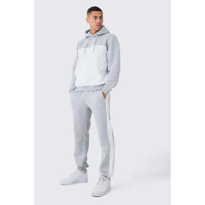 Survêtement personnalisé en gros de haute qualité, vêtements de rue tendance pour hommes, survêtement à deux pièces pour hommes, survêtement à capuche court - Product Image 1