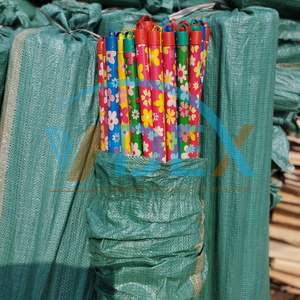 Offre Spéciale manche de balai en bois d'eucalyptus vietnamien pour le nettoyage ménager essentiel pour chaque maison - Product Image 3