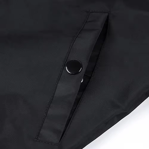 Chaqueta Universitaria para Hombre de Alta Calidad con Logotipo Personalizado OEM, con Lana y Lona, Diseño de Letras Invernales, Ajuste Personalizado - Product Image 5