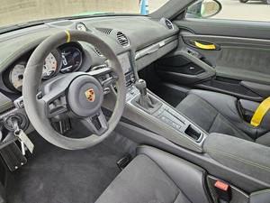 Porsche 718 Cayman GT4 RS 2 portes Coupé 2024 d'occasion en excellent état - Product Image 2