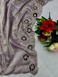 Sari de tela de aplastamiento suave de oro exclusivo tradicional indio más buscado con exquisito trabajo hecho a mano fiestas de Boda nupcial indio - Product Image 3