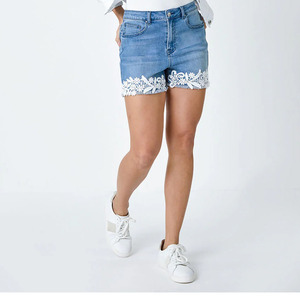 กางเกงยีนส์มีรอยขาดสำหรับผู้หญิงกางเกงขาสั้นผ้ายีนส์สไตล์ลำลองออกแบบได้ตามต้องการสำหรับฤดูร้อน - Product Image 5