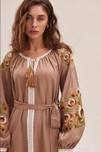 Haute couture élégant gitane robe ukrainienne femmes Floral brodé à manches longues ballon étage longueur mariage fait Premium tissu - Product Image 2