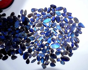 Pierre précieuse en vrac de Labradorite naturelle de qualité supérieure Multi forme et taille Cabochon de Labradorite pierre précieuse en vrac pour la fabrication de bijoux - Product Image 2