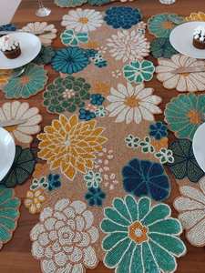 Mantel Individual de Lujo Hecho a Mano con Cuentas, Duradero y Antideslizante - Product Image 5