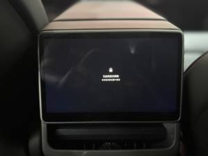 Sedán Eléctrico Usado de Tamaño Mediano 2025 con Tracción Trasera, Vehículo de Energía Renovable - Product Image 5