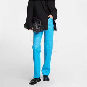 กางเกงหนังผู้หญิงทรงคลาสสิก หนังแท้ ดีไซน์สวมใส่สบาย เหมาะสำหรับใส่ลำลองและเป็นทางการ - Product Image 2