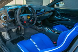 Ferrari 812 Competizione 2024 Certifiée, Propre et en Bon État, Personnalisable - Product Image 2