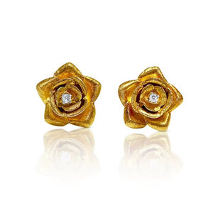 Boucles d'oreilles vintage en forme de fleur en or massif jaune 14 carats avec fermeture à poussoir Cadeau pour bijoux de mode pour femmes en alliage de zinc - Product Image 1