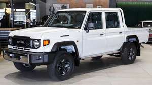 Toyota Land Cruiser Usada, Doble Cabina, 4x4, Serie 79 - Product Image 3