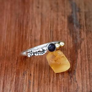 Bague Onyx noir 925 en argent Sterling pierre ronde minimaliste minuscule fiançailles bohème bijoux faits à la main bague - Product Image 3