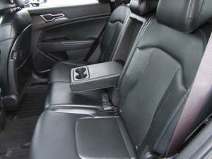 IMPRESIONANTE KIA Sportage EX 2025 con Tracción en las Cuatro Ruedas, Transmisión Automática y Asientos de Cuero - Product Image 4