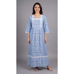 Evolove X Farasha Robe de nuit longue en coton à fleurs pour femme, robe de nuit évasée à manches 3/4, douce et confortable, taille XS - Product Image 5