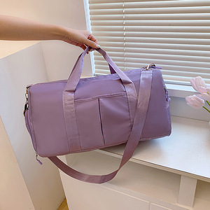 2025ผู้ชายผู้หญิงการฝึกอบรมการออกกำลังกายกระเป๋าเดินทางเสื่อโยคะกีฬายิมกระเป๋าดัฟเฟิลผลิตจากโรงงานที่มีคุณภาพสูงที่กำหนดเอง - Product Image 4