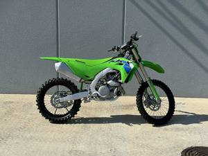 Top qualité Kawasakiss KX 450 nouveau Motocross 449cc 4 temps 6 vitesses transmission expédition dans le monde entier - Product Image 3