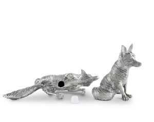 Aspersor de sal y pimienta con forma de zorro de aluminio y latón AK en plata Juego de 2 con acabado antiguo para accesorios de cocina/vajilla - Product Image 3