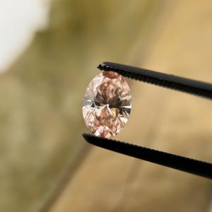 Diamante de laboratorio rosa de corte ovalado de 0,58 quilates suelto para hacer joyería, Diamante cultivado en laboratorio, anillo de bodas de diamante CVD de color rosa - Product Image 1